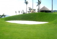 Diamond Bay Golf & Villas (